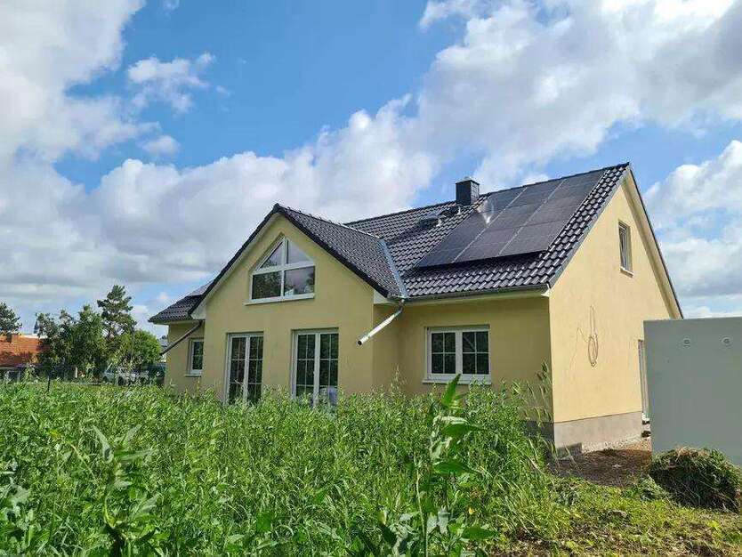 Haus zum Kaufen in Arnstadt 275.480 € 130 m²