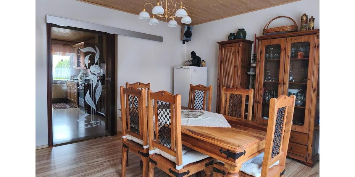 Mehrfamilienhaus, Wohnhaus Erfurt Stotternheim - 12 Zimmer, 240 m&sup2;, 225.000&euro; | Angebot:26794765