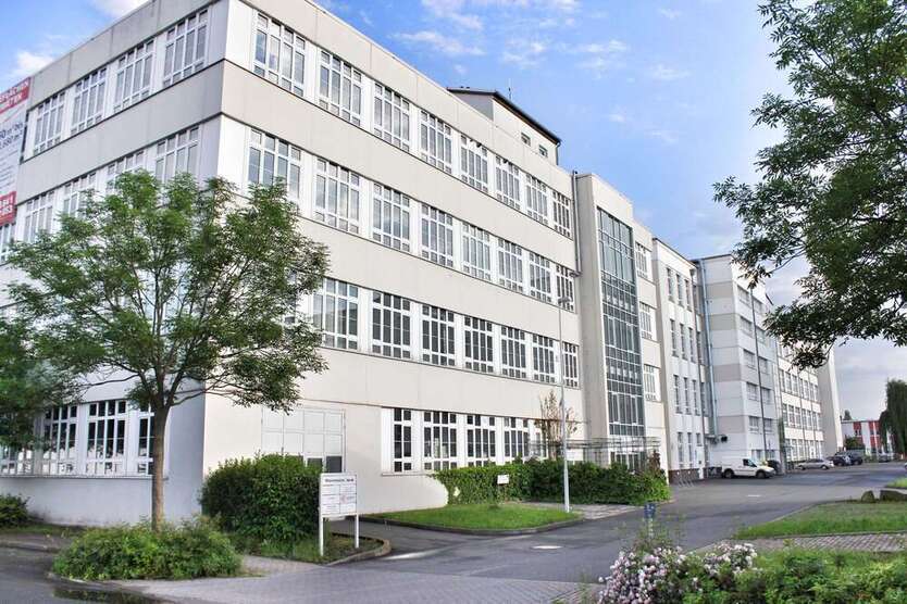 Büro in Sömmerda 1.510 € 188 m²