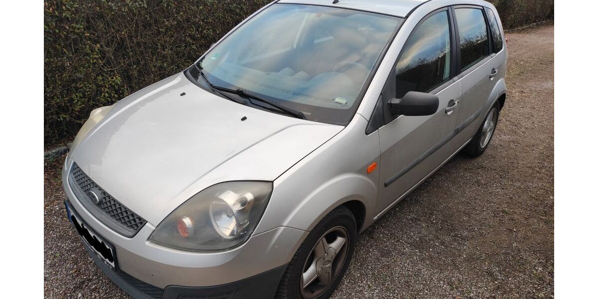 Ford Fiesta 160.200 km 1.000 &euro; Erfurt 99097