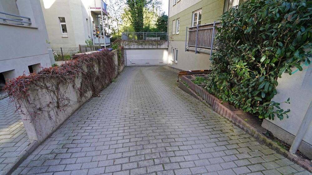 Etagenwohnung Weimar Westvorstadt - 3 Zimmer, 92 m&sup2;, 270.000&euro; | Angebot:26833760