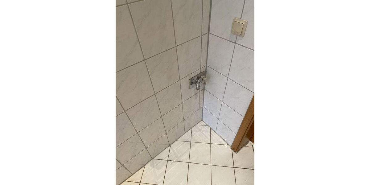 Etagenwohnung Gotha - 3 Zimmer, 64 m&sup2;, 99.999&euro; | Angebot:25772413