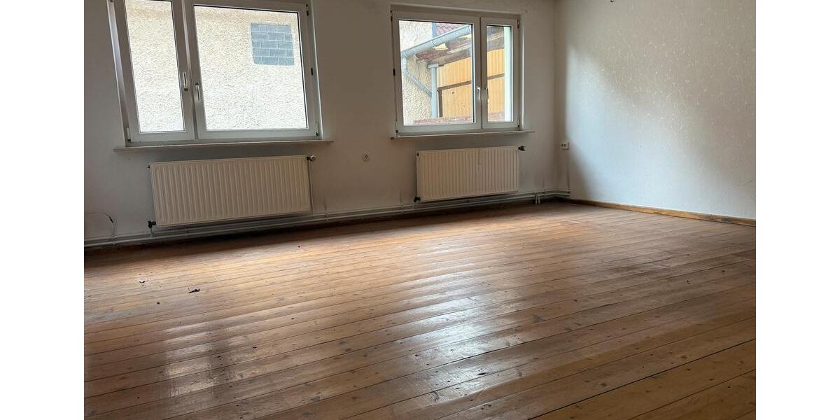 Einfamilienhaus Herbsleben - 5 Zimmer, 155 m&sup2;, 130.000&euro; | Angebot:26050287