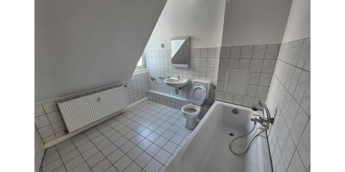 Etagenwohnung Arnstadt - 3 Zimmer, 60 m&sup2;, 410&euro; | Angebot:23217725