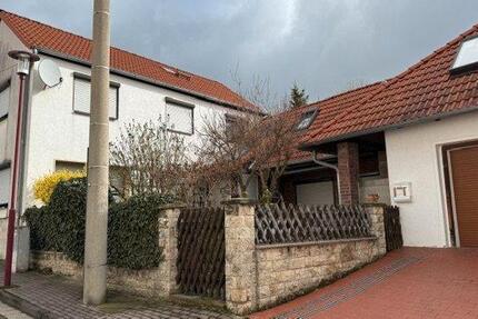 Haus Dachwig - 6 Zimmer, 150 m&sup2;, 250.000&euro; | Angebot:27086409