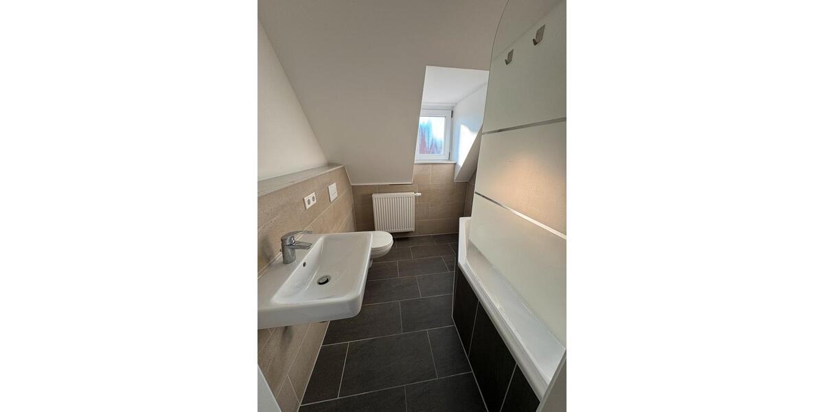 Doppelhaushälfte Gotha - 4 Zimmer, 110 m&sup2;, 320.000&euro; | Angebot:27630345