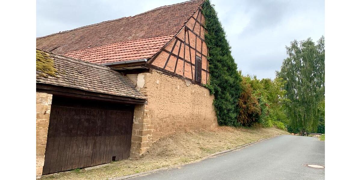 Bauernhaus, Landhaus Weimar Lützendorf - 7 Zimmer, 148 m&sup2;, 265.000&euro; | Angebot:24070132