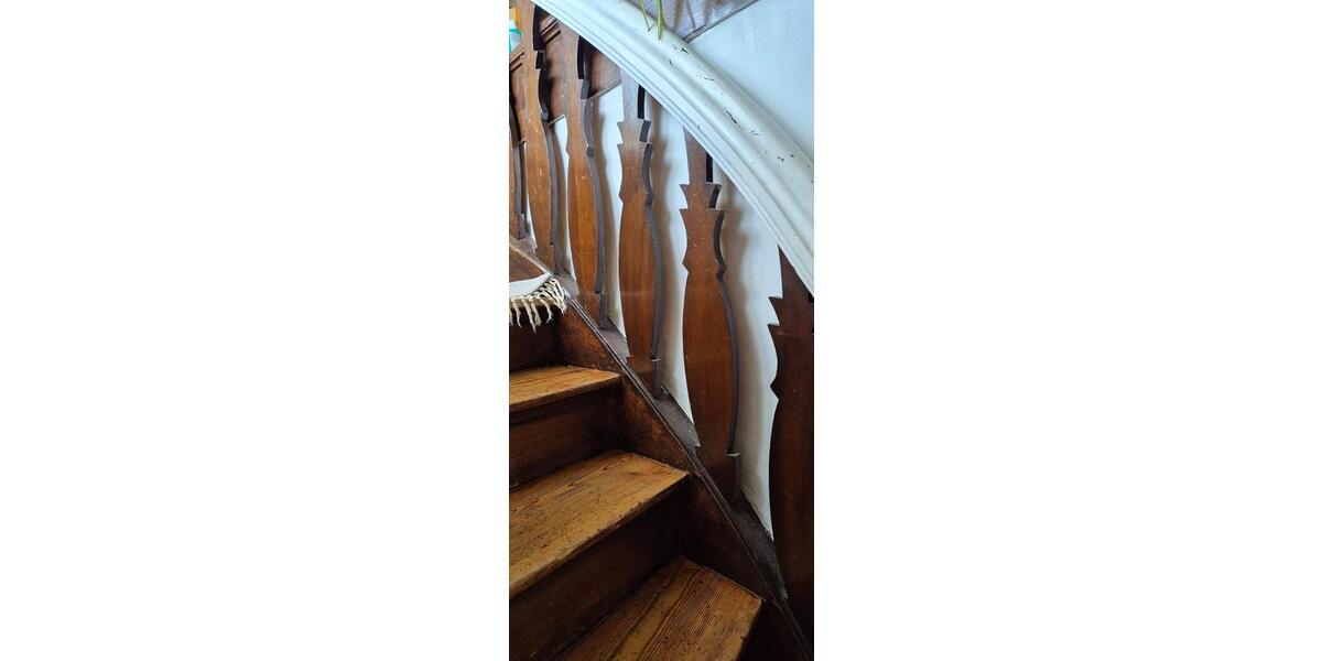 Doppelhaushälfte in Weimar-Parkvorstadt mit kleinem Garten v. pri 11 zimmer