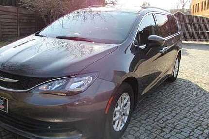 Chrysler Voyager 39.890 km 24.990 &euro; Großfahner 99100