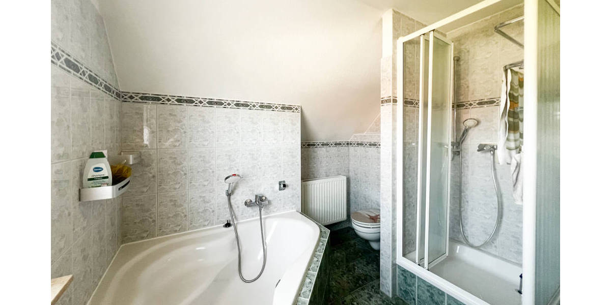 Einfamilienhaus Herbsleben - 4 Zimmer, 117 m&sup2;, 357.000&euro; | Angebot:25728497