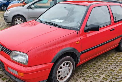VW Golf 179.000 km 1.290 &euro; Umpferstedt 99441