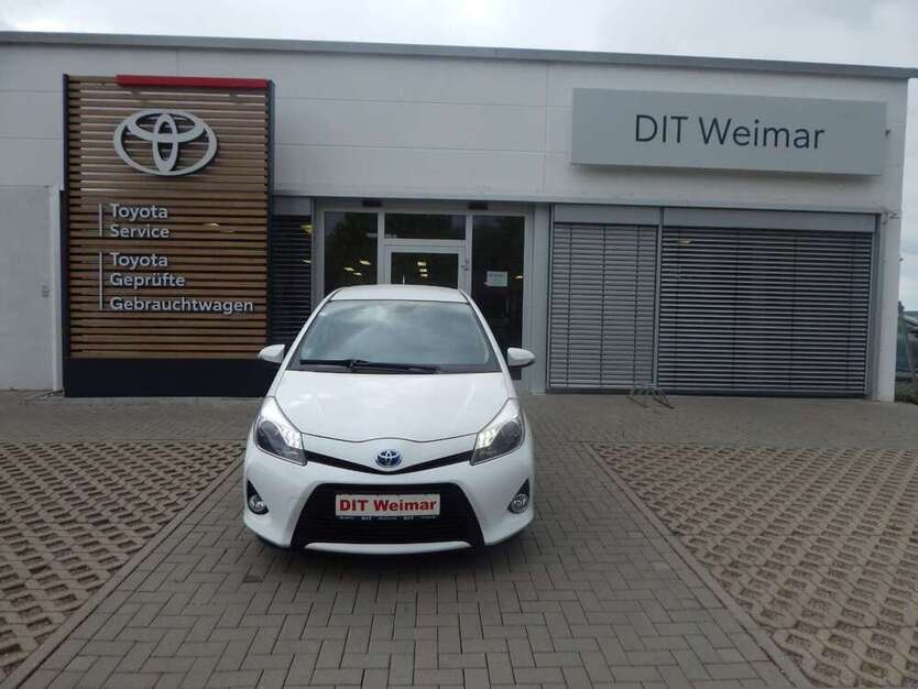 Yaris