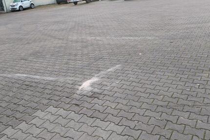 Lagerhalle und Grundstück zu vermieten. zimmer