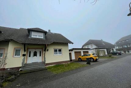 Doppelhaushälfte mit EinliegerWohnung