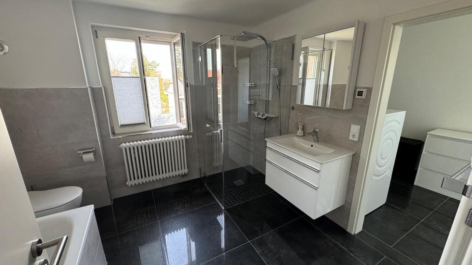 Etagenwohnung Weimar Ehringsdorf - 3.5 Zimmer, 130 m&sup2;, 1.700&euro; | Angebot:22011498