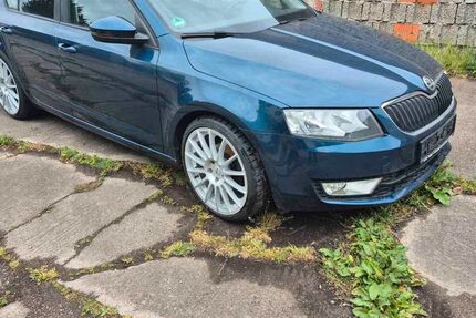 Skoda Octavia 119.900 km 7.300 &euro; Erfurt 99092