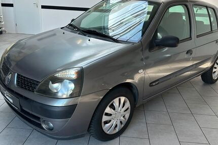 Renault Clio 164.746 km 990 &euro; Dachwig 99100