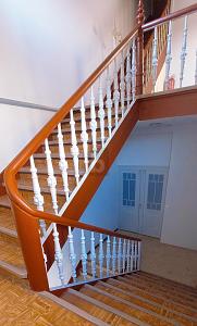 KAPITALANLAGE IM ZENTRUM MIT STUCK UND PARKETT 25 zimmer