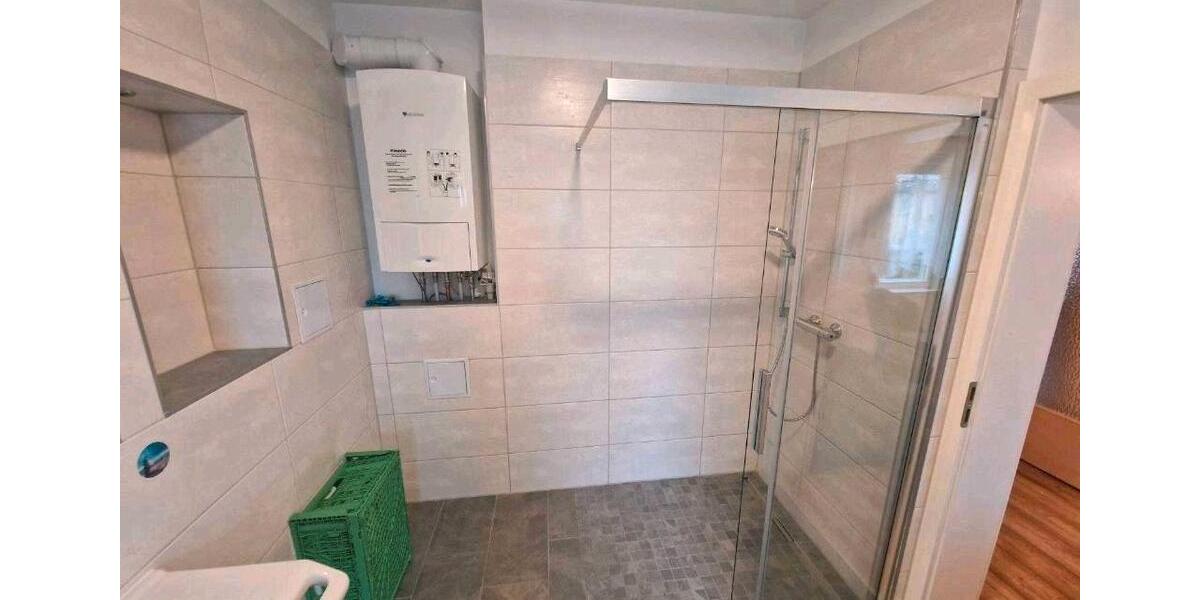 Einfamilienhaus Gotha - 15 Zimmer, 190 m&sup2;, 220.000&euro; | Angebot:26086705