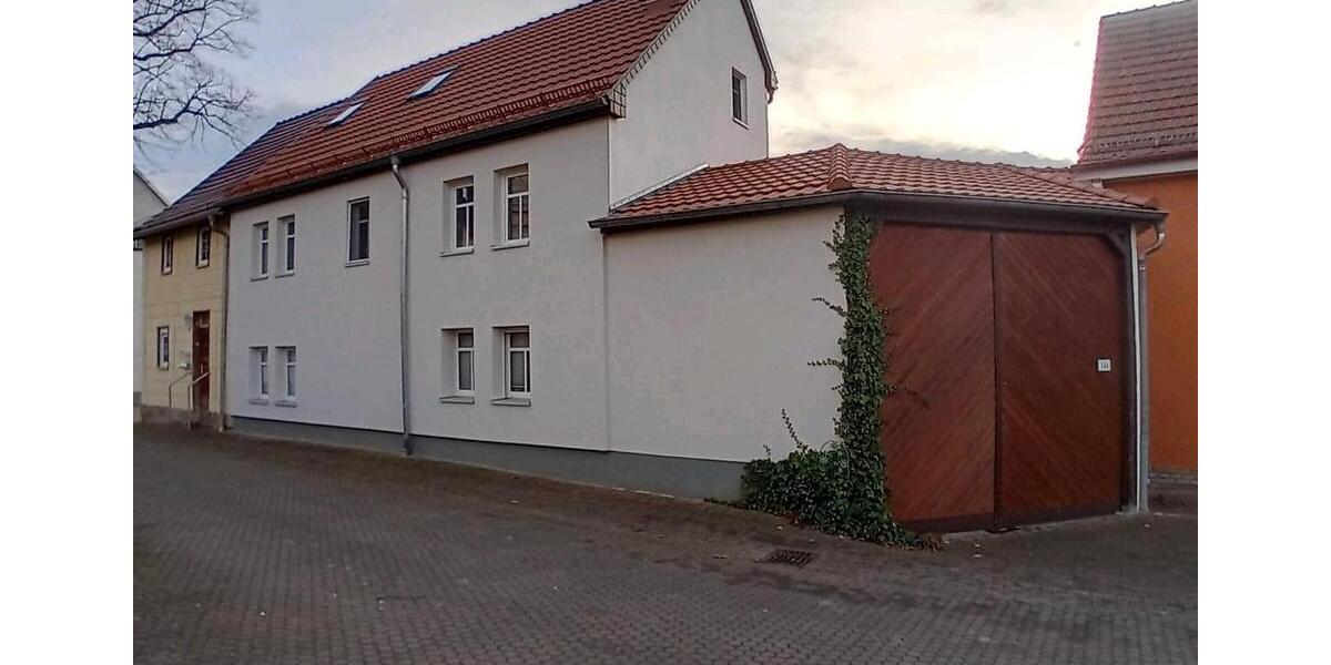 Einfamilienhaus Tonna - 6 Zimmer, 180 m&sup2;, 1.300&euro; | Angebot:26039735