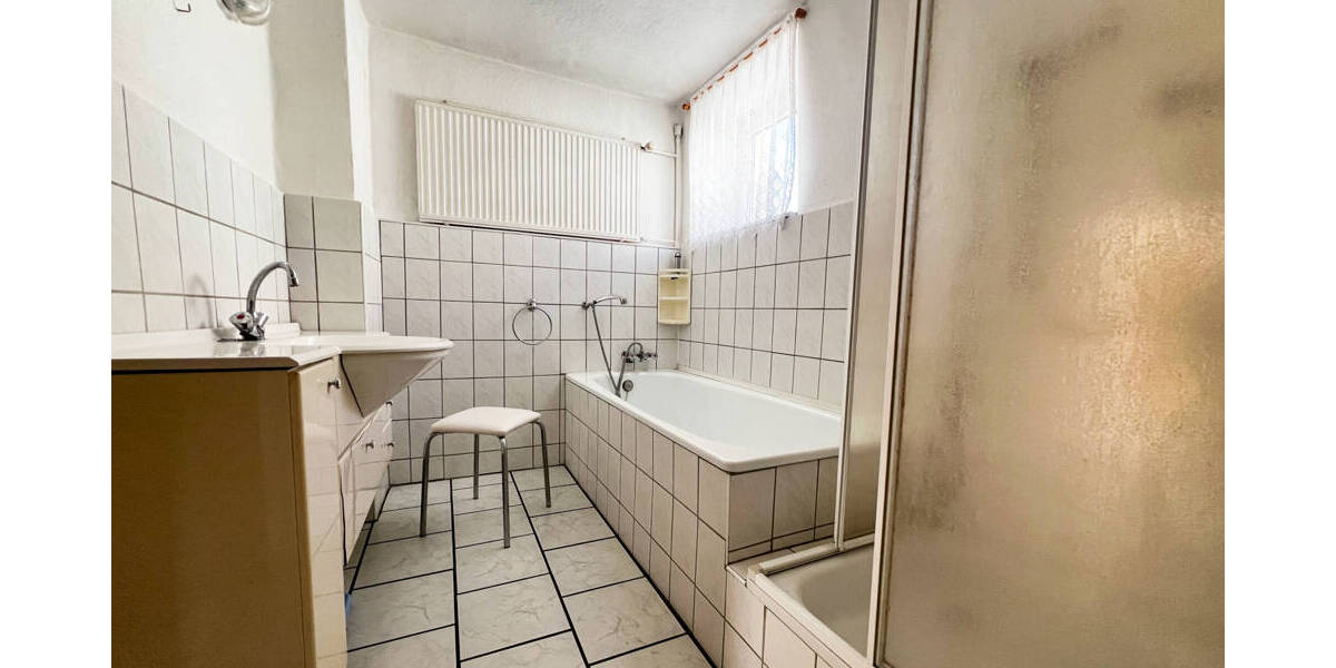 Einfamilienhaus Am Ettersberg / Berlstedt Berlstedt - 5 Zimmer, 118 m&sup2;, 175.000&euro; | Angebot:26127289