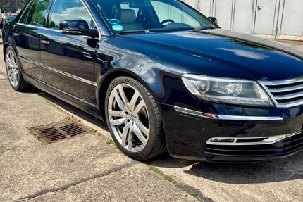 VW Phaeton 219.000 km 13.200 &euro; Erfurt 99084