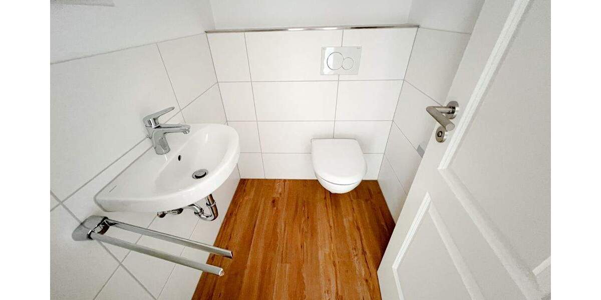 Etagenwohnung Arnstadt - 5 Zimmer, 143 m&sup2;, 1.580&euro; | Angebot:25423305