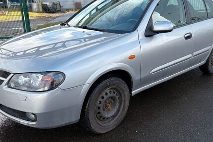 Nissan Almera 266.431 km 1.290 &euro; Drei Gleichen OT Günthersleben 99869