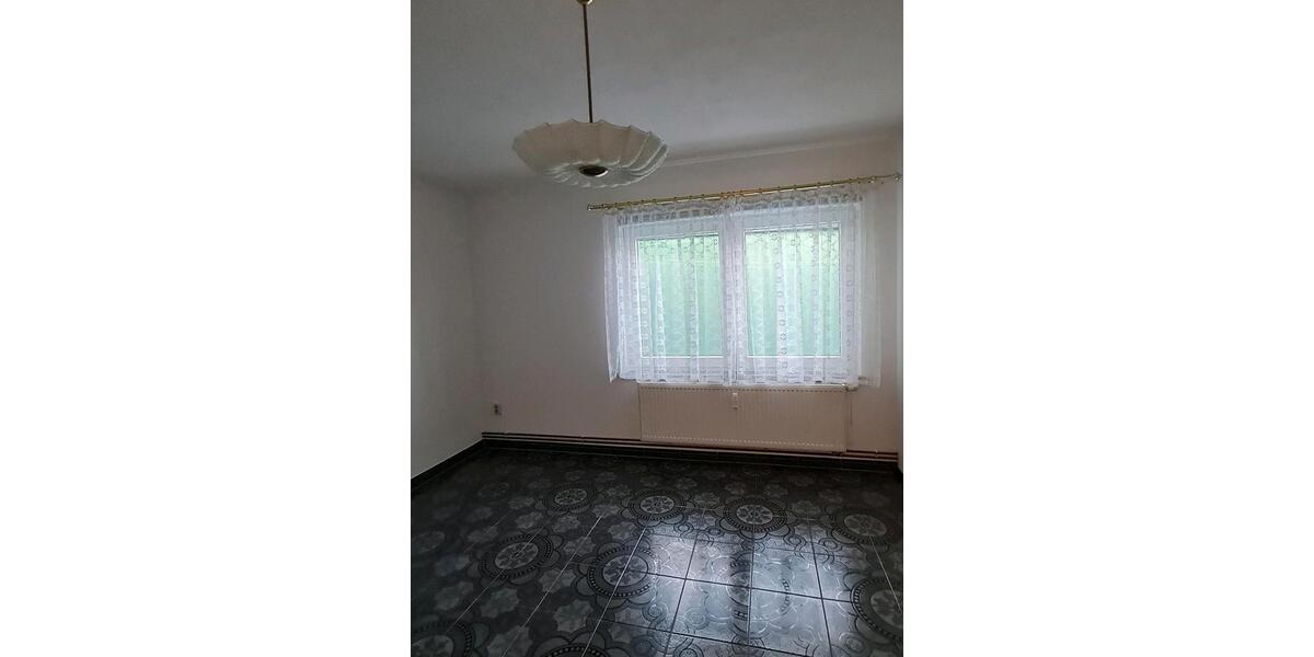 Erdgeschoßwohnung Kölleda - 3 Zimmer, 78 m&sup2;, 736&euro; | Angebot:24570970