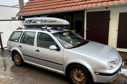 VW Golf 199.999 km 3.900 € Erfurt 99092