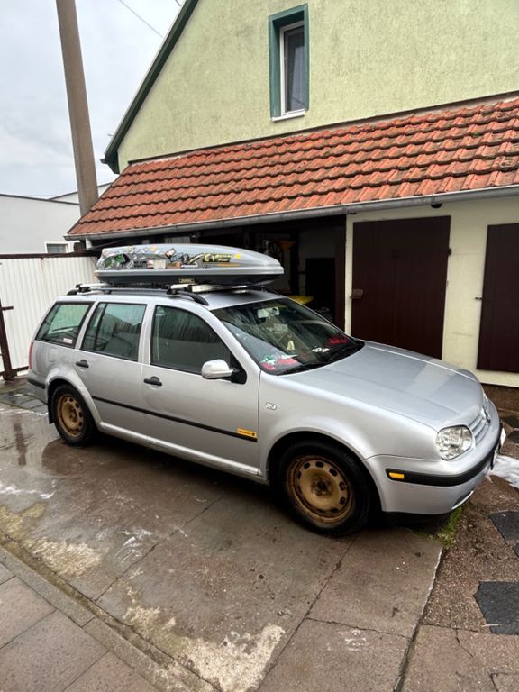 VW Golf 199.999 km 3.900 € Erfurt 99092