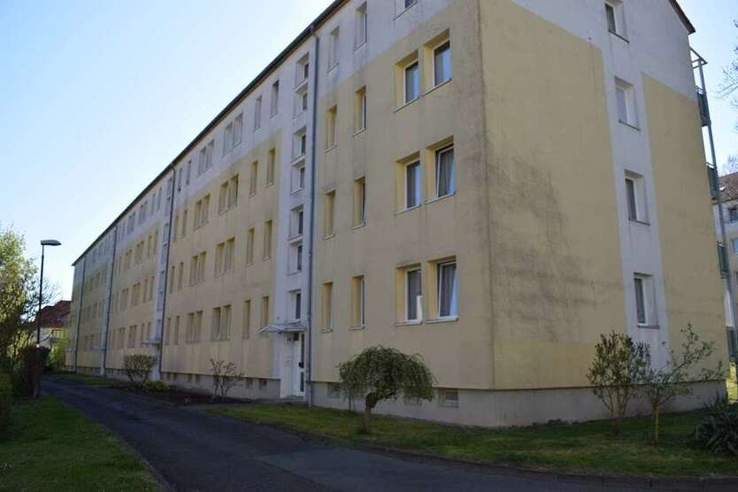 Wohnung zum Mieten in Gotha 300 € 49.77 m²