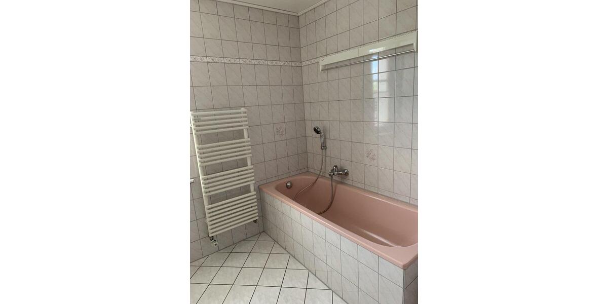 Erdgeschoßwohnung Arnstadt - 4 Zimmer, 110 m&sup2;, 229.500&euro; | Angebot:26959324