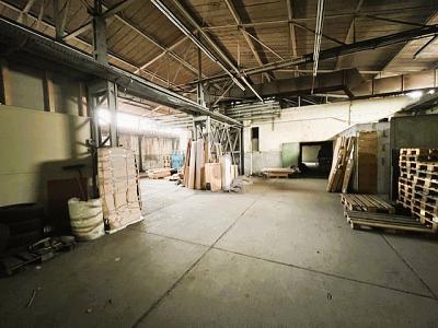 MASSIV, VIEL PLATZ, SEHR GUTE ANBINDUNG - Gewerbeobjekt Ohrdruf | Angebot:27229259