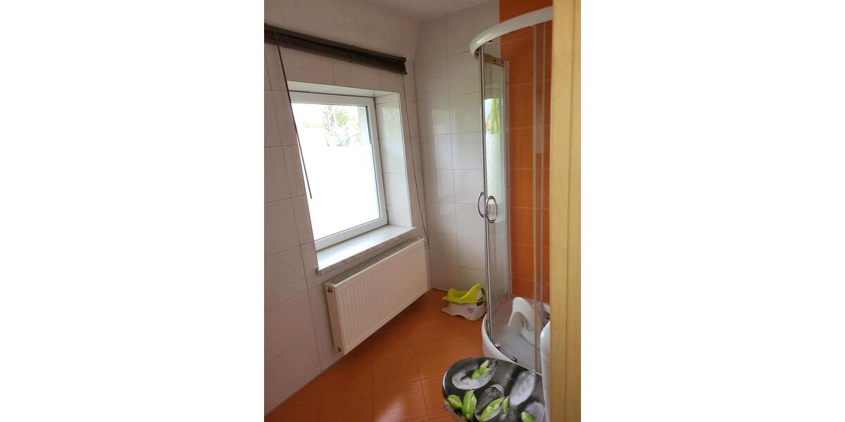 Einfamilienhaus Greußen - 4 Zimmer, 120 m&sup2;, 160.000&euro; | Angebot:27018010