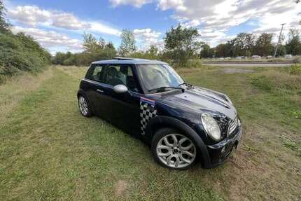 Mini One 205.000 km 4.800 € Erfurt 99087