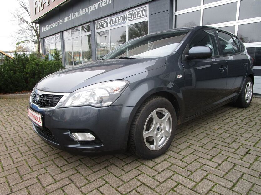 Kia ceed / Ceed 107.711 km 5.990 € Gotha 99867