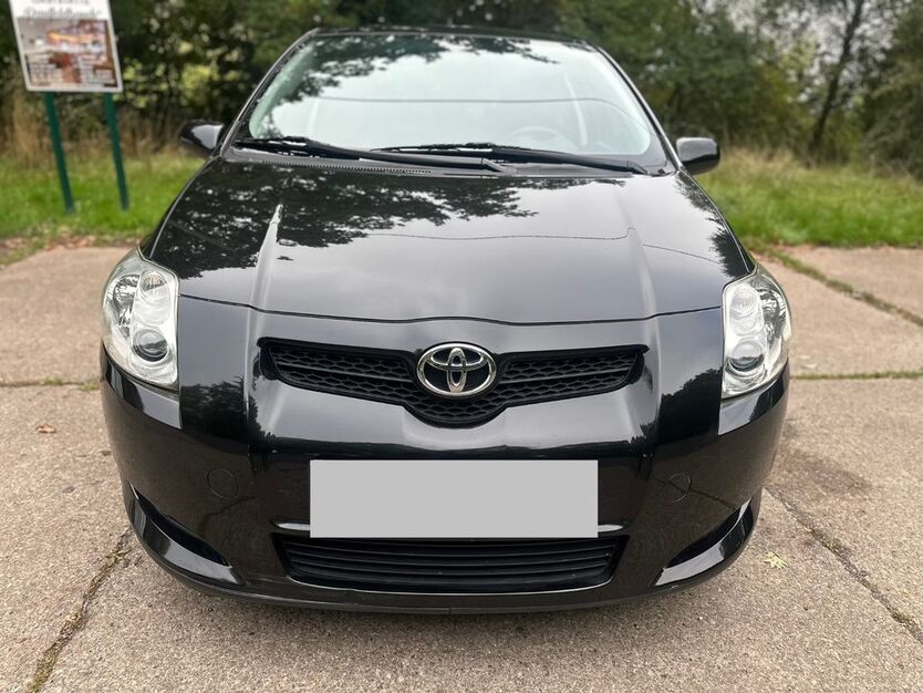 Toyota Auris 129.000 km 4.988 € Georgenthal - Catterfeld (direkt an der B88) 99887