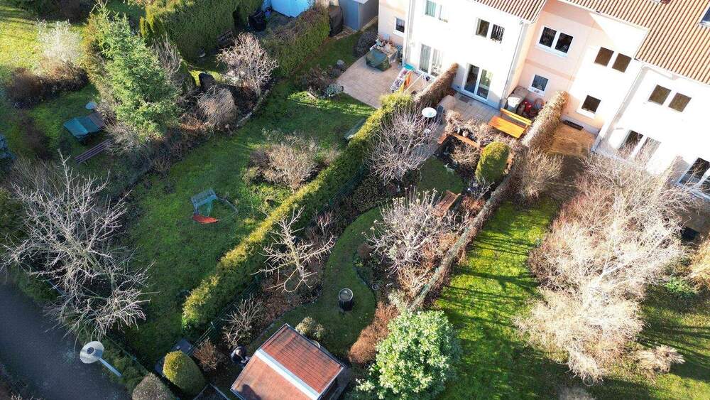 Reihenmittelhaus Weimar Südstadt - 5 Zimmer, 135 m&sup2;, 490.000&euro; | Angebot:24780487