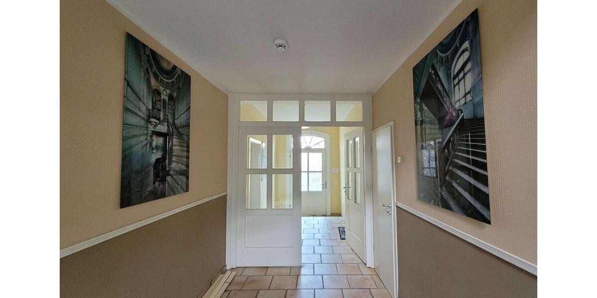 Etagenwohnung Gotha - 5 Zimmer, 152 m&sup2;, 1.200&euro; | Angebot:24997172