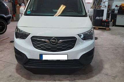 Opel Combo 189.000 km 6.290 &euro; Ettersburg 99439