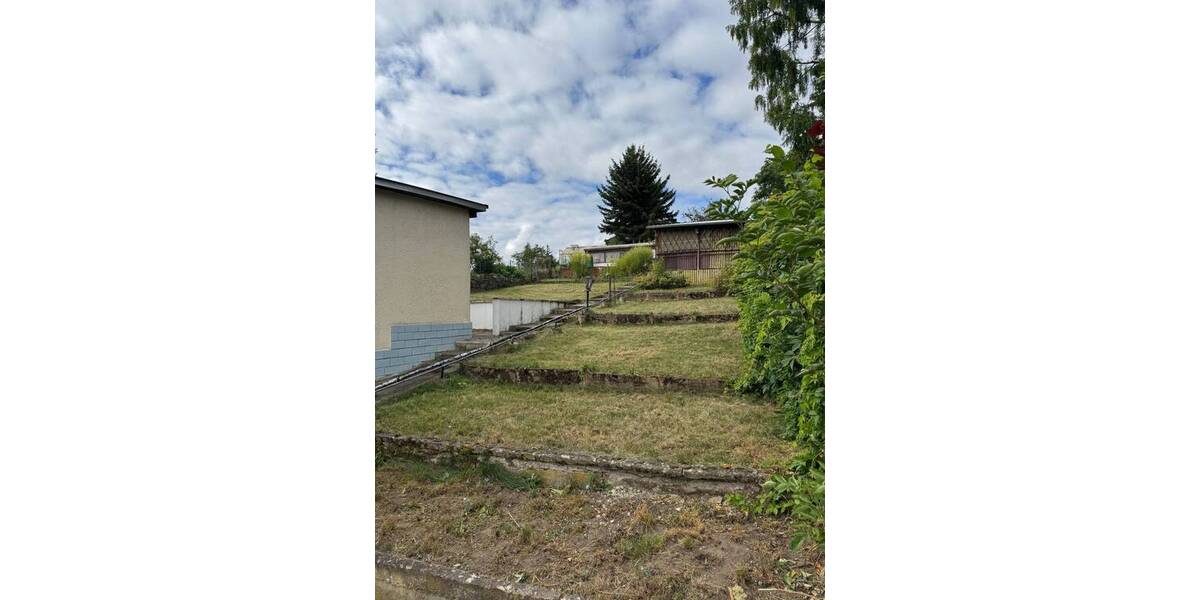 Einfamilienhaus Erfurt Hochheim - 1 Zimmer, 182 m&sup2;, 320.000&euro; | Angebot:26820058