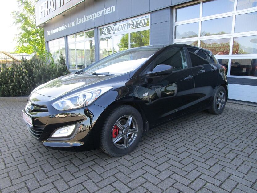 Hyundai i30 127.312 km 6.990 € Gotha 99867