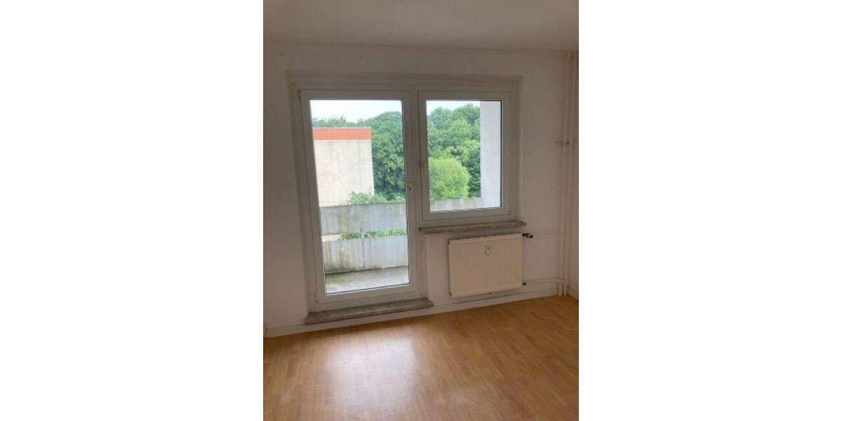 Etagenwohnung Weimar Schöndorf - 4 Zimmer, 90 m&sup2;, 625&euro; | Angebot:26833431