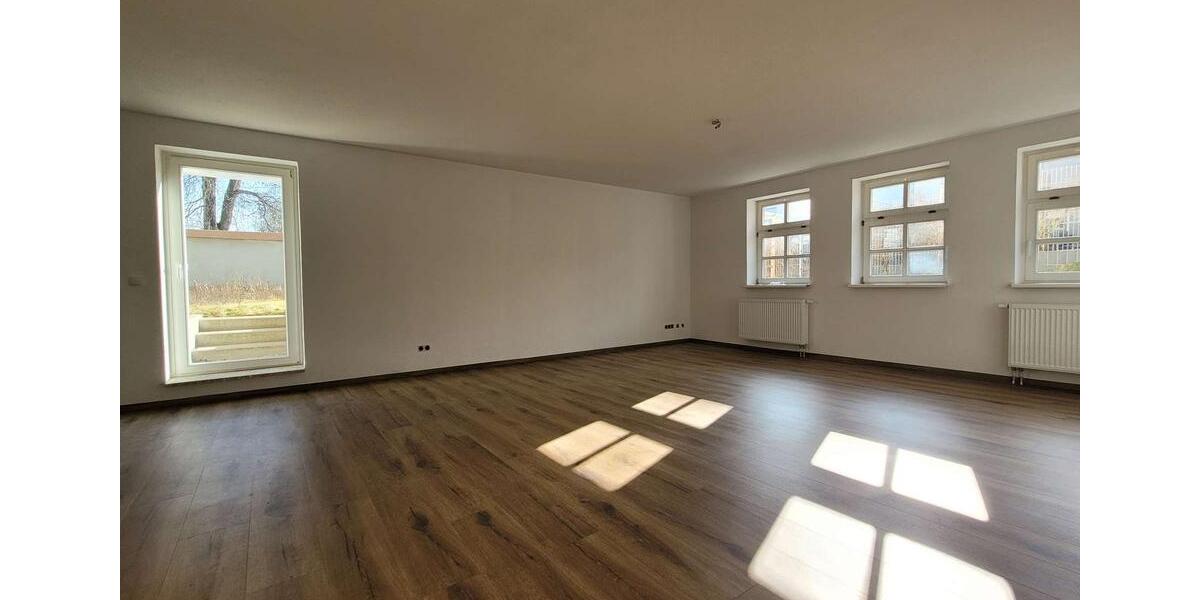Erdgeschoßwohnung Gotha - 4 Zimmer, 140 m&sup2;, 950&euro; | Angebot:25221306
