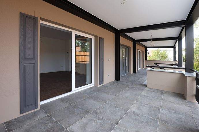 Einfamilienhaus Erfurt Wallichen - 7 Zimmer, 300 m&sup2;, 2.900&euro; | Angebot:26243600