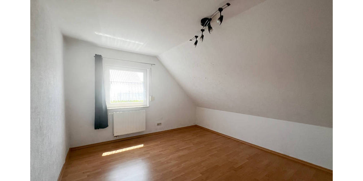 Einfamilienhaus Herbsleben - 4 Zimmer, 117 m&sup2;, 357.000&euro; | Angebot:25728497