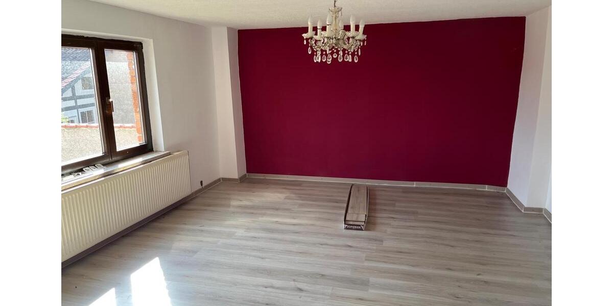 Einfamilienhaus Greußen - 7 Zimmer, 140 m&sup2;, 55.000&euro; | Angebot:25962358