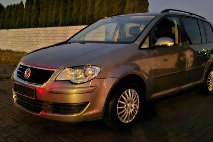 VW Touran 318.338 km 1.500 &euro; Neudietendorf 99192