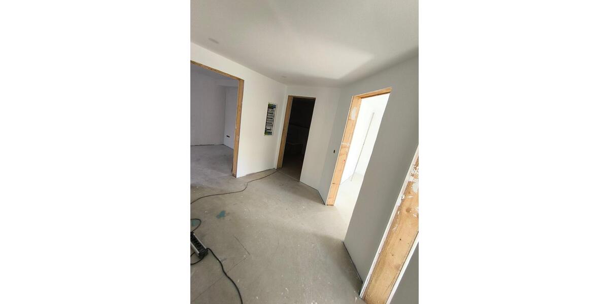 Reihenhaus Arnstadt - 6 Zimmer, 175 m&sup2;, 1.500&euro; | Angebot:27624846